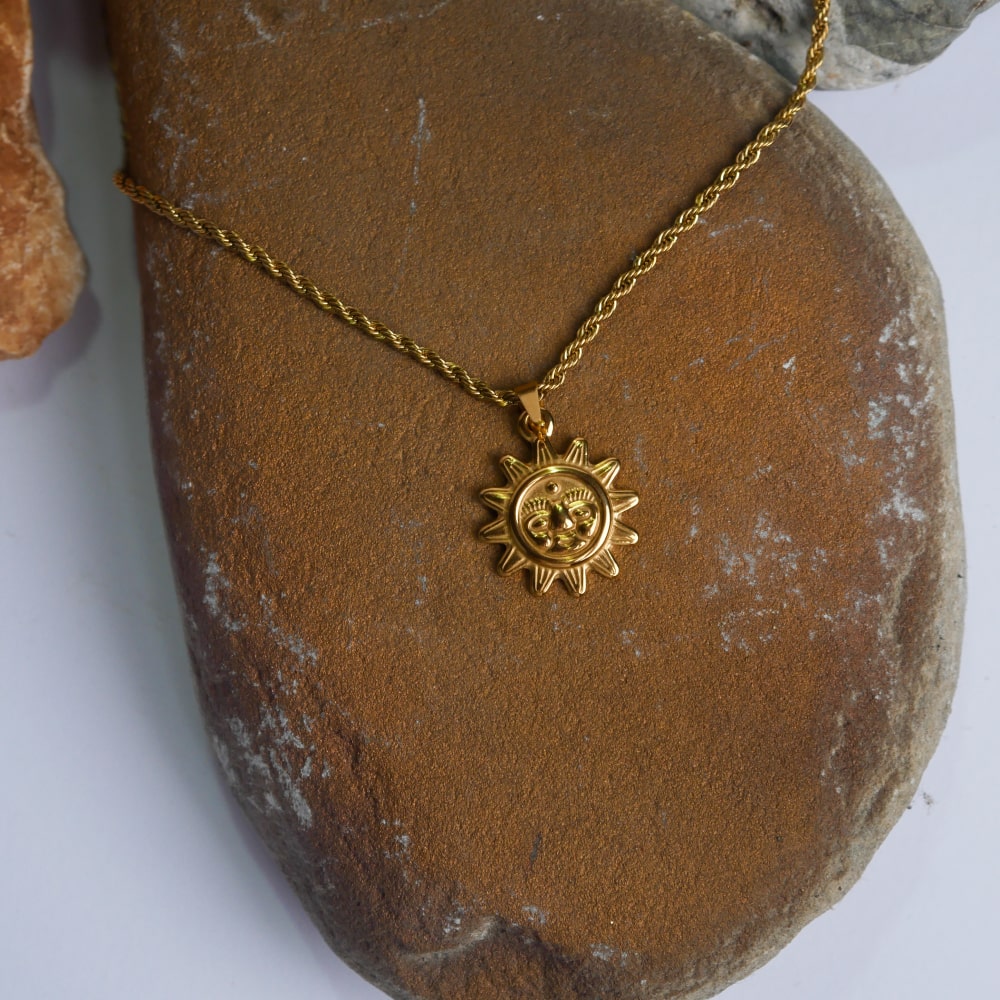 Golden Sun Collana